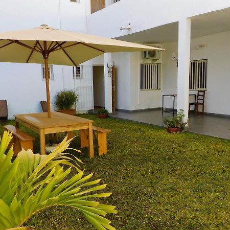 Villa Ty Milyn Dakar Esterno foto