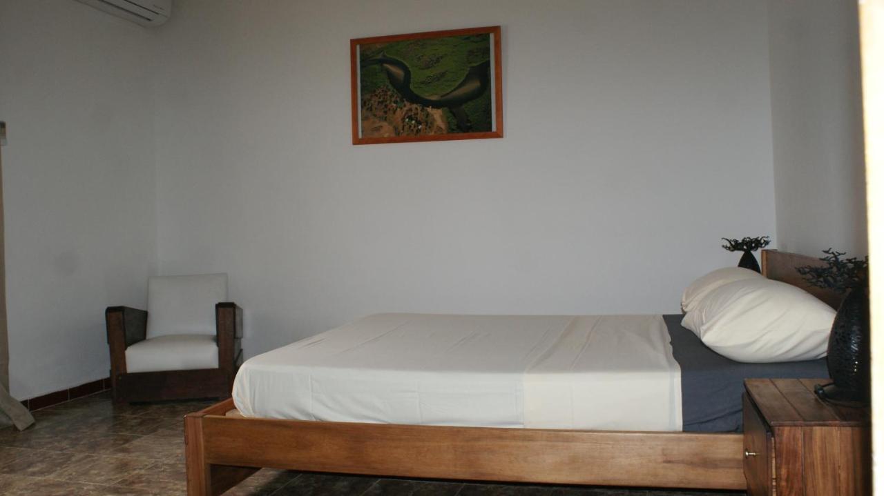 Villa Ty Milyn Dakar Esterno foto