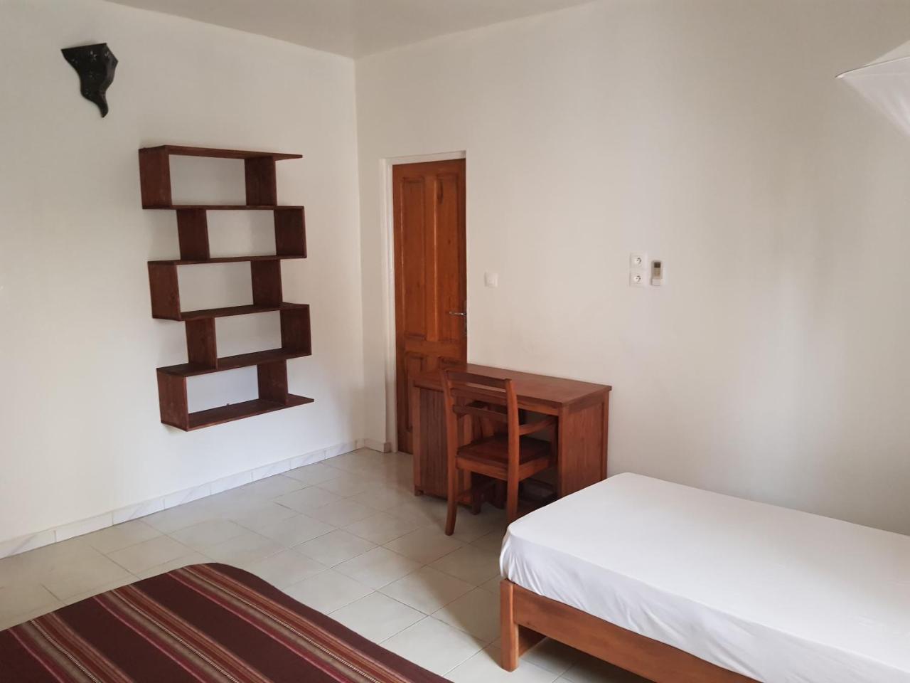 Villa Ty Milyn Dakar Esterno foto