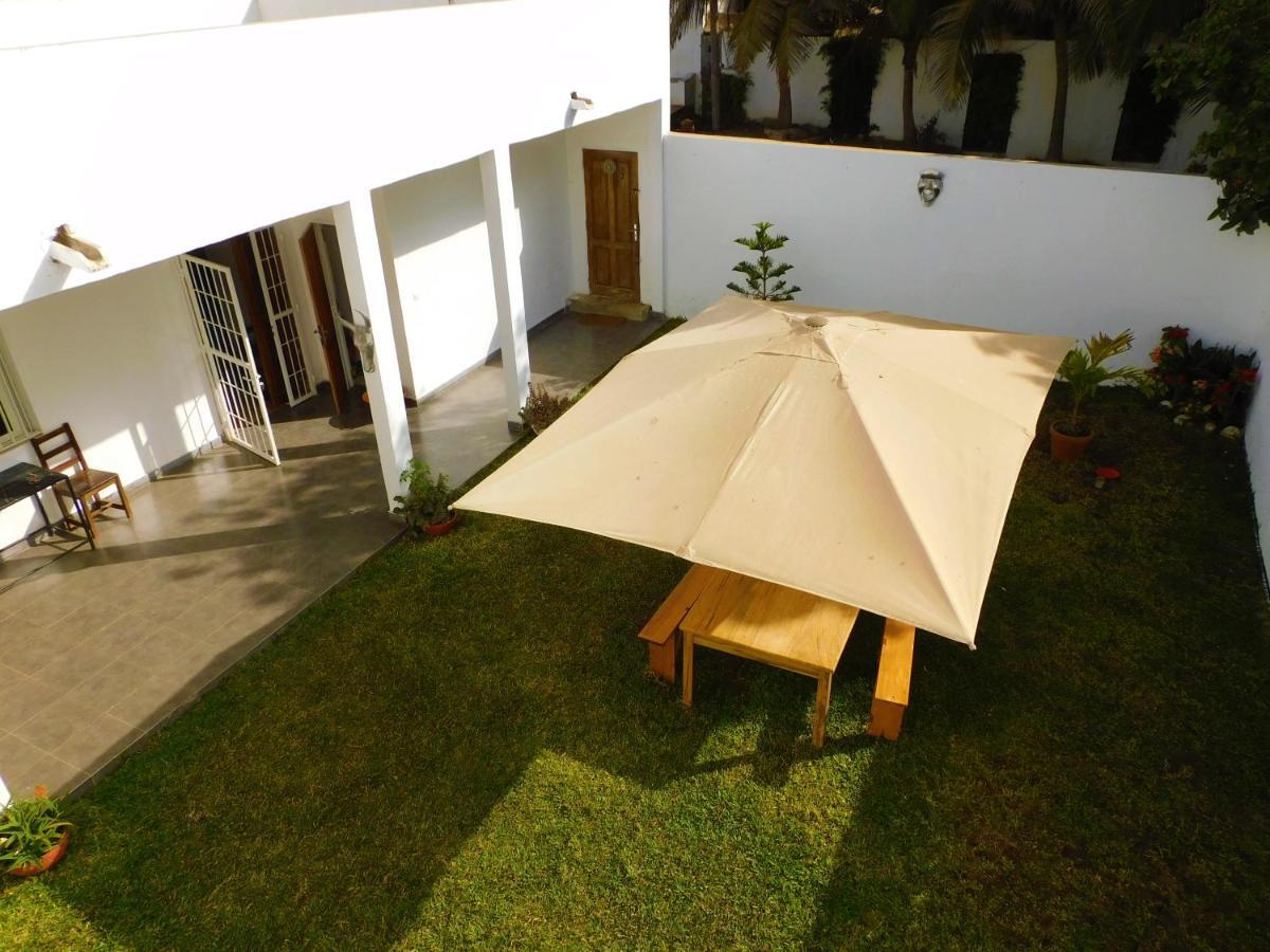 Villa Ty Milyn Dakar Esterno foto